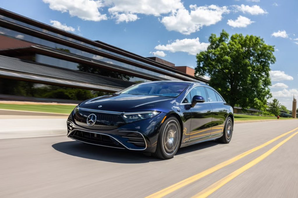Mercedes-Benz EQB 250+