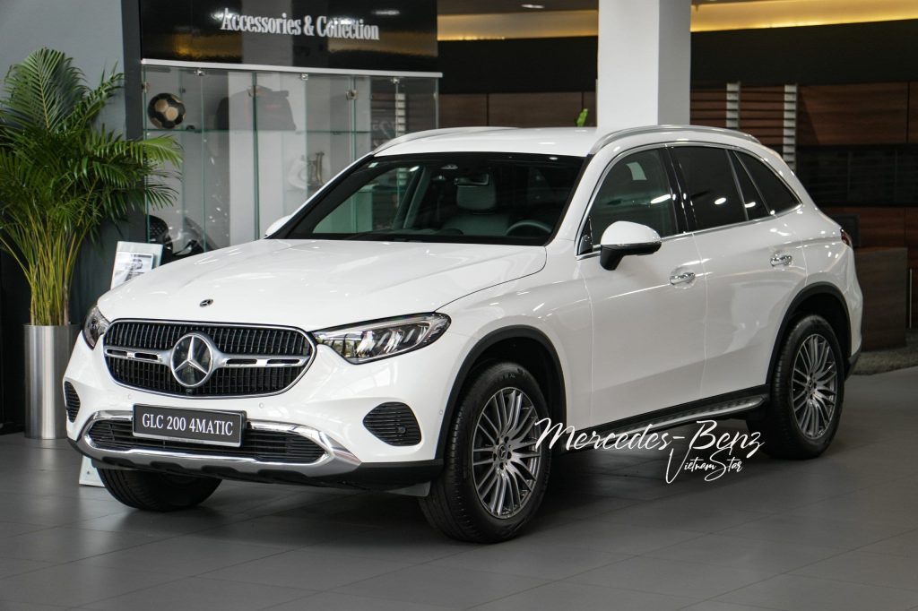 Mercedes-Benz GLC 200 4MATIC – ảnh thực tế tham khảo 4