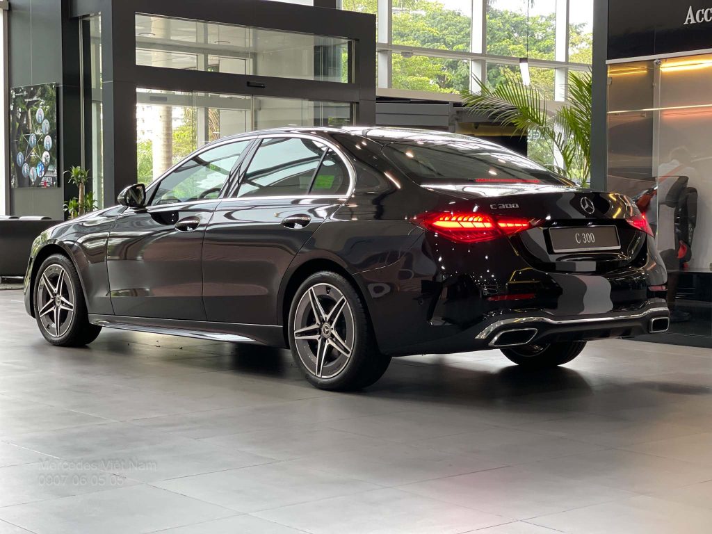 Mercedes-Benz C 300 AMG – ảnh thực tế tham khảo 6