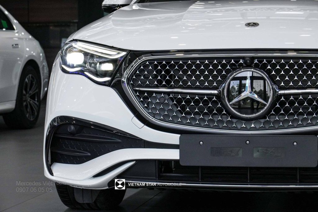 Mercedes-Benz E 300 AMG – ảnh thực tế tham khảo 4