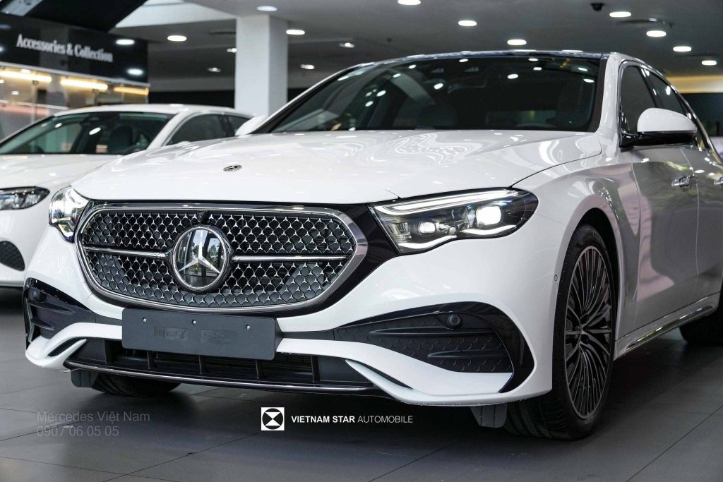 Mercedes-Benz E 300 AMG – ảnh thực tế tham khảo 5