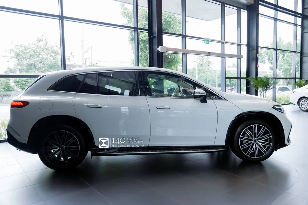 Mercedes-Benz EQS 500 4MATIC SUV – ảnh thực tế tham khảo 5