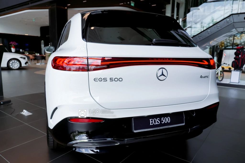 Mercedes-Benz EQS 500 4MATIC SUV – ảnh thực tế tham khảo 6
