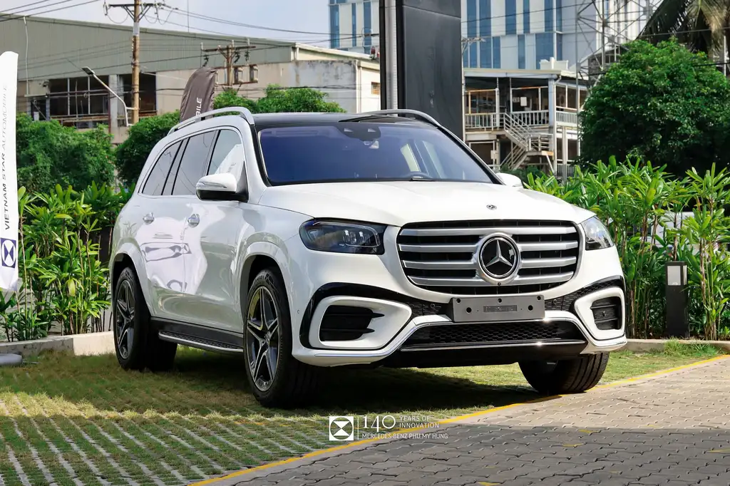 Mercedes-Benz GLS 450 4MATIC – ảnh thực tế tham khảo 2